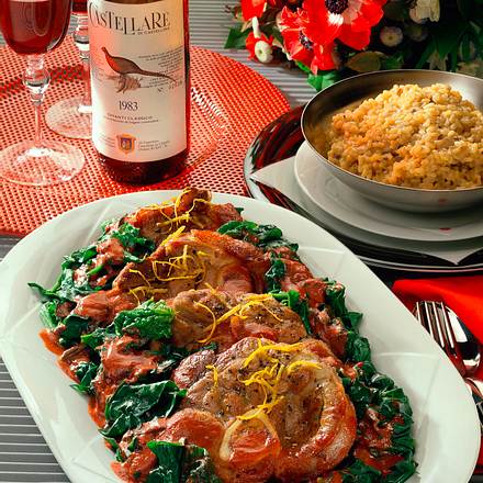 Kalbshaxenscheiben auf Spinat mit Risotto Rezept Kalbshaxenscheiben auf Spinat mit Risotto Rezept