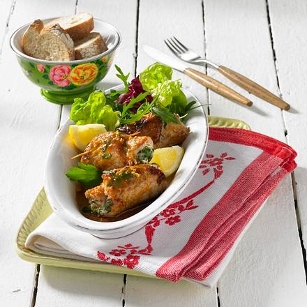Kalbsröllchen mit Salat Rezept Kalbsröllchen mit Salat Rezept
