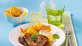 Kalbsschnitzel à la Saltimbocca Rezept - Foto: LECKER @ Bauer Media Group