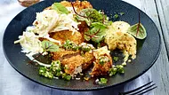 Kalbsschnitzel in Quinoapanade mit Selleriesalat und Nussbutter Rezept - Foto: LECKER @ Bauer Media Group