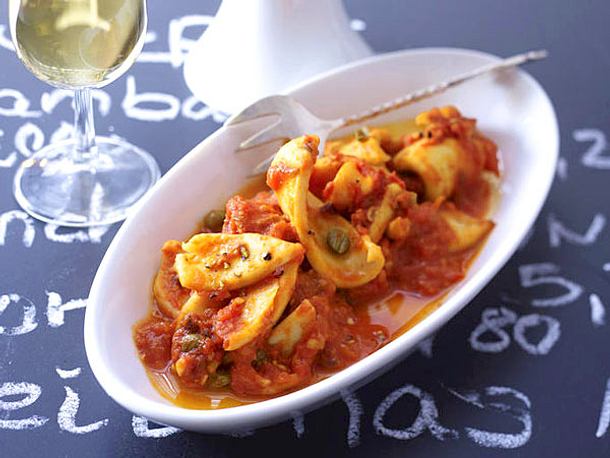 Kalmar in Tomaten-Knoblauchsoße Rezept Kalmar in Tomaten-Knoblauchsoße Rezept
