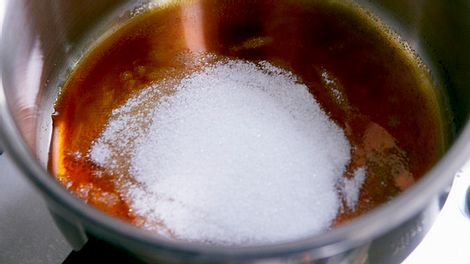 Karamellisieren – Zauberei mit Zucker