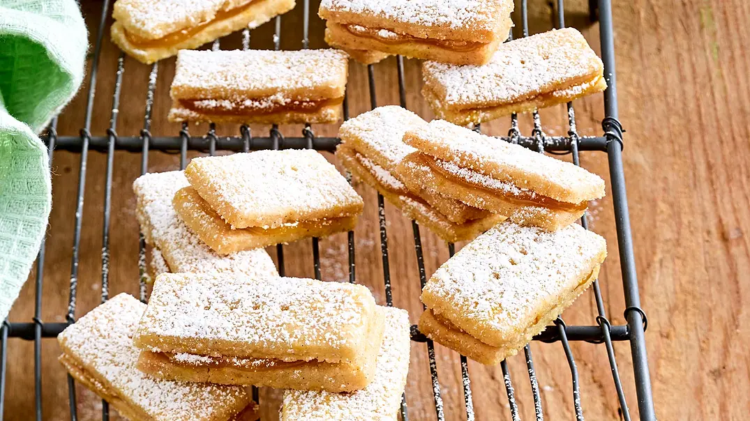 Kardamom-Shortbread Rezept - Foto: LECKER @ Bauer Media Group Kardamom-Shortbread Rezept - Foto: LECKER @ Bauer Media Group