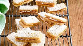 Kardamom-Shortbread Rezept - Foto: LECKER @ Bauer Media Group Kardamom-Shortbread Rezept - Foto: LECKER @ Bauer Media Group