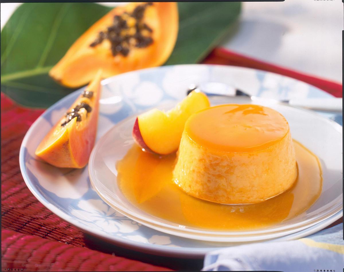 Karibischer Papaya-Pfirsich-Flan Rezept