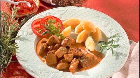Karlsbader Rahmgulasch Rezept - Foto: Maass
