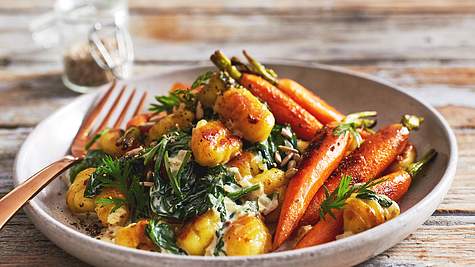 Karotten-Rezepte - bunte Ideen mit Möhrengemüse - Foto: House of Food / Bauer Food Experts KG