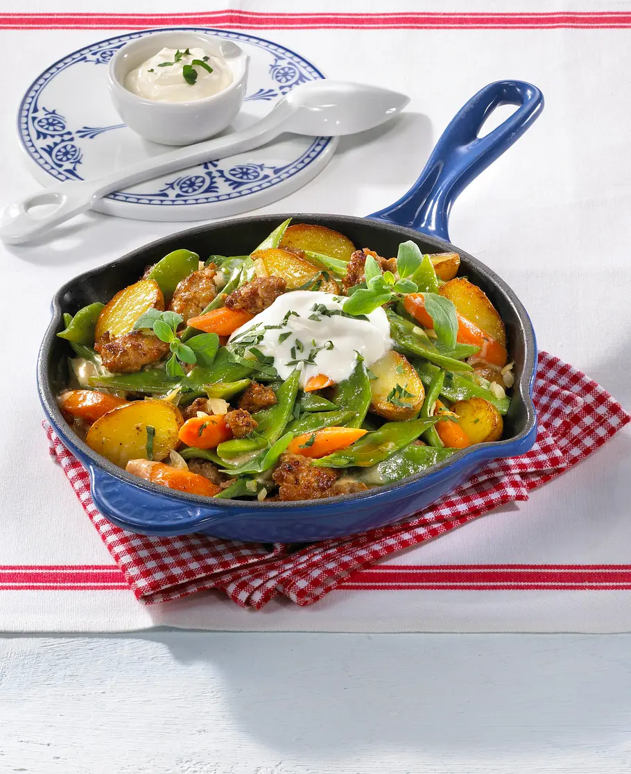 Kartoffel-Bohnen-Pfanne mit Mett Rezept