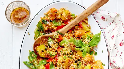 Kartoffel-Bulgur-Salat Rezept - Foto: LECKER @ Bauer Media Group