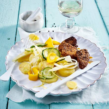 Kartoffel-Fenchelsalat mit Hähnchenschnitzelchen Rezept