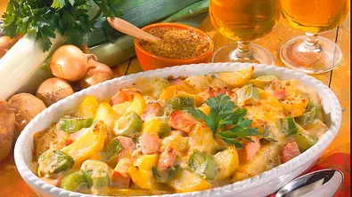 Kartoffel-Kasseler-Auflauf Rezept - Foto: LECKER @ Bauer Media Group