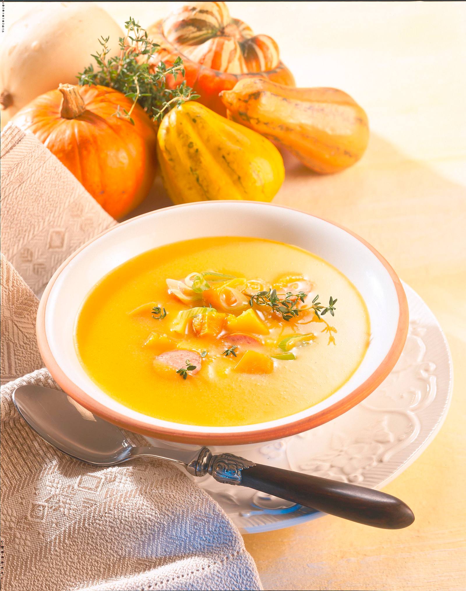 Kartoffel-Kürbis-Suppe Rezept | LECKER