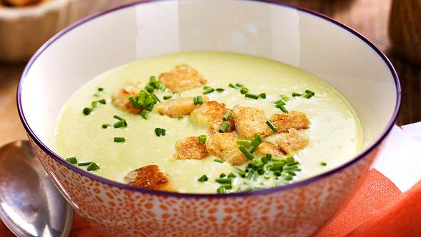 Kartoffel-Lauch-Suppe - Foto: House of Food / Bauer Food Experts KG