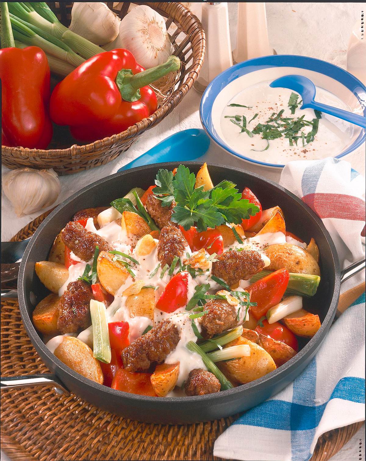 Kartoffel-Mini-Cevapcici-Pfanne Rezept