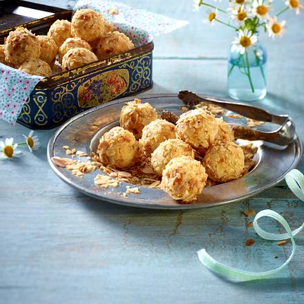 Kartoffel-Pralinen Rezept Kartoffel-Pralinen Rezept