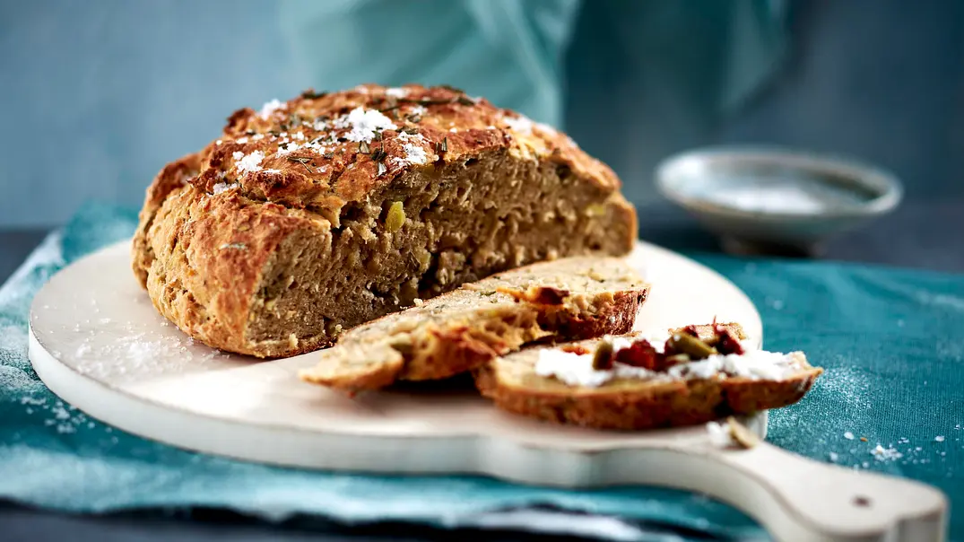 Kartoffel-Rosmarin-Brot Rezept - Foto: LECKER @ Bauer Media Group Kartoffel-Rosmarin-Brot Rezept - Foto: LECKER @ Bauer Media Group
