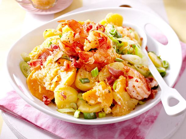 Kartoffel-Salat mit Chili-Garnelen Rezept