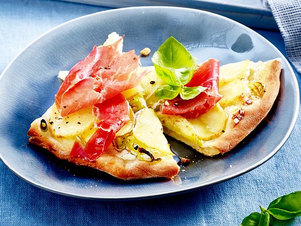 Kartoffel-Schinken-Flammkuchen Rezept