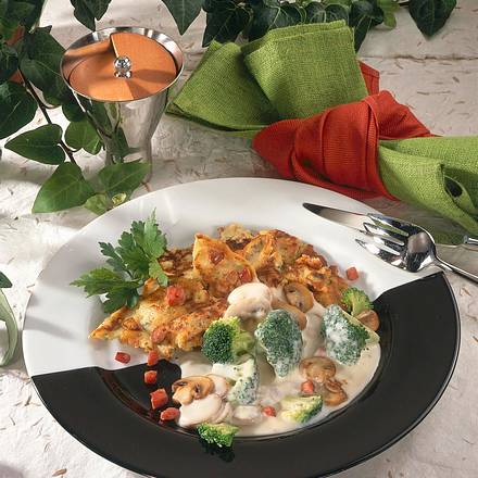 Kartoffel-Schmarrn mit Champignon-Broccoli-Ragout Rezept Kartoffel-Schmarrn mit Champignon-Broccoli-Ragout Rezept