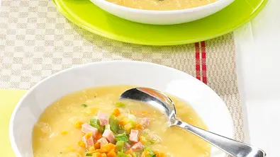 Kartoffel-Sellerie-Suppe Rezept - Foto: LECKER @ Bauer Media Group