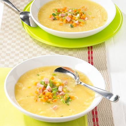 Kartoffel-Sellerie-Suppe mit Kasseler Rezept Kartoffel-Sellerie-Suppe mit Kasseler Rezept