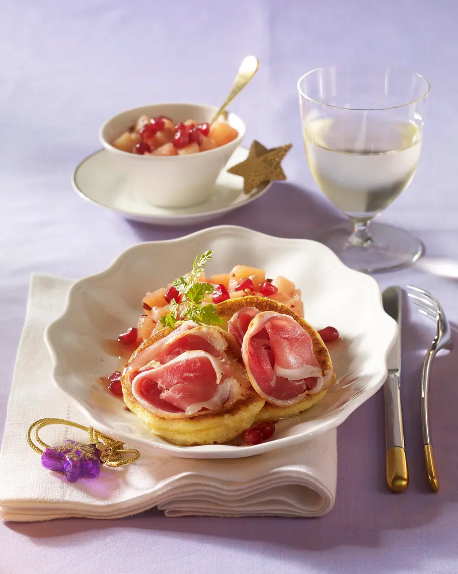 Kartoffelblinis mit geräucherter Gänsebrust Rezept