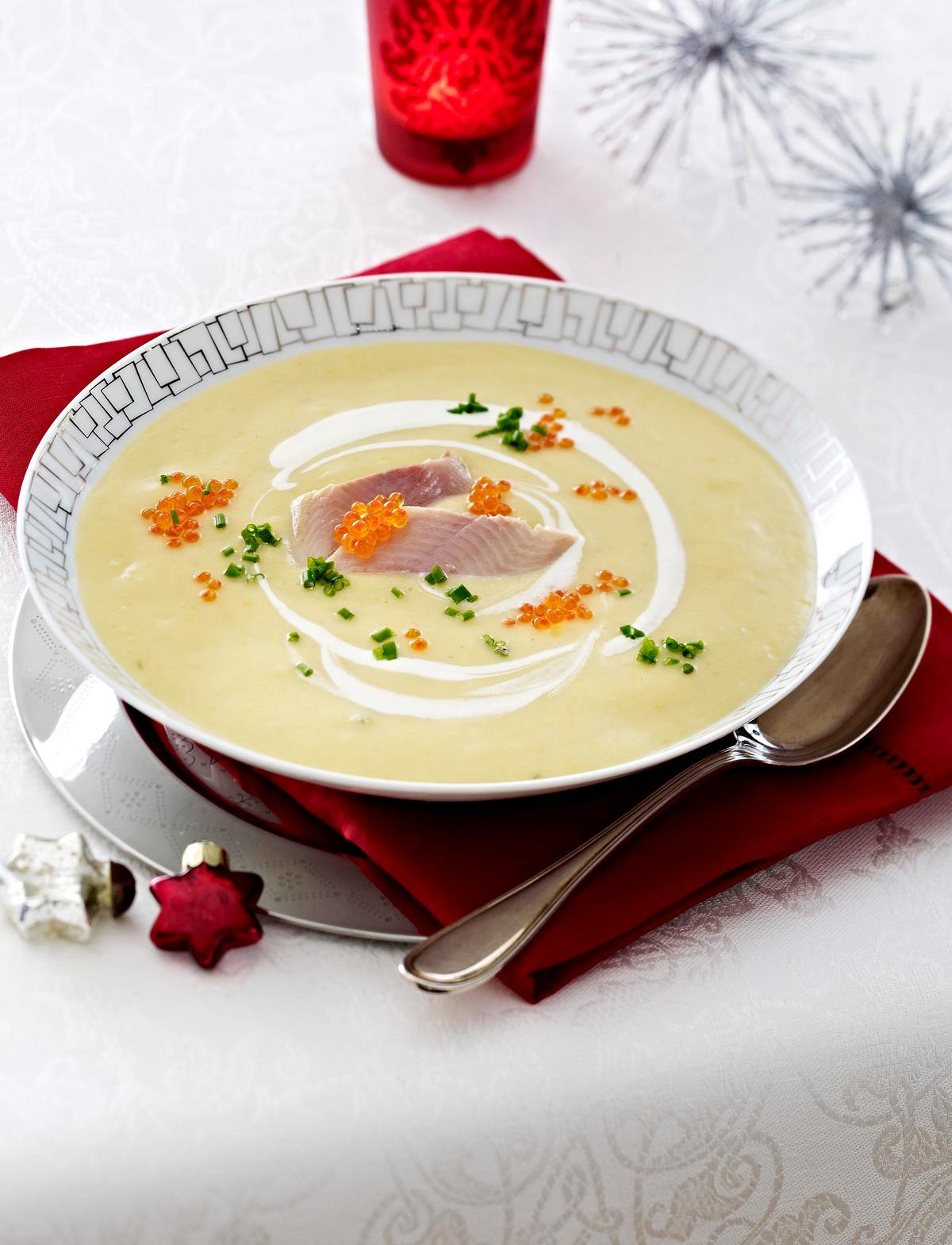 Kartoffelcremesuppe mit Forelle und Kaviar Rezept