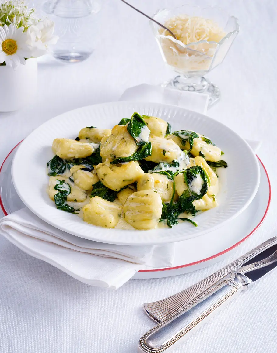 Kartoffelgnocchi mit Spinat Rezept Kartoffelgnocchi mit Spinat Rezept