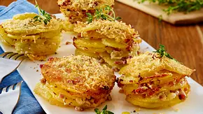 Kartoffelgratin aus der Muffinform Rezept - Foto: LECKER @ Bauer Media Group