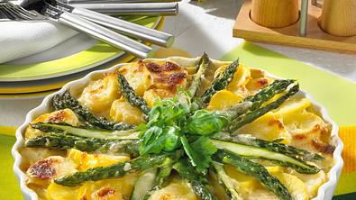 Kartoffelgratin mit grünem Spargel Rezept - Foto: LECKER @ Bauer Media Group