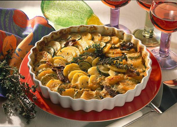 Kartoffelgratin mit Steinpilzsahne Rezept Kartoffelgratin mit Steinpilzsahne Rezept