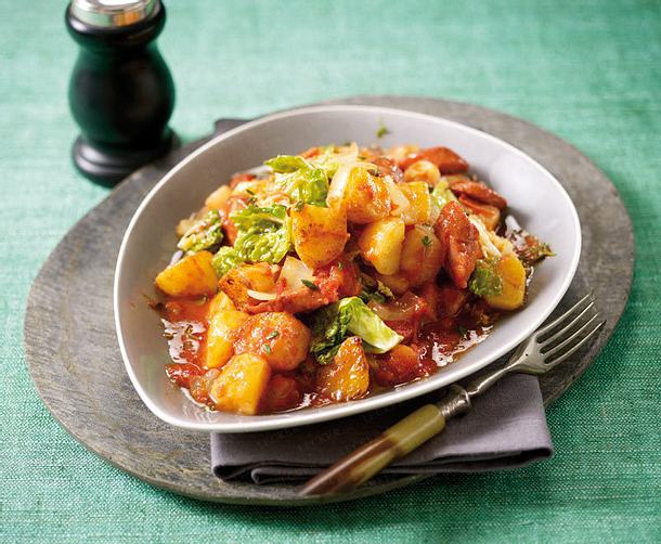 Kartoffelgulasch mit Wienern Rezept Kartoffelgulasch mit Wienern Rezept