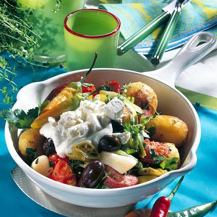 Kartoffelpfanne mit Schafskäse Rezept Kartoffelpfanne mit Schafskäse Rezept