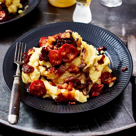 Kartoffelpüree mit Speck und Zwiebeln Rezept Kartoffelpüree mit Speck und Zwiebeln Rezept