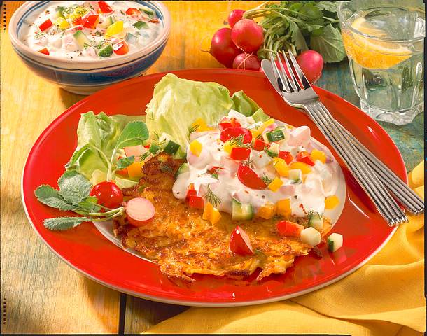Kartoffelrösti mit Gemüsequark Rezept Kartoffelrösti mit Gemüsequark Rezept