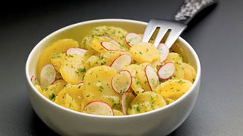 Kartoffelsalat (Alexander Herrmann - Küchen IQ 1) Rezept - Foto: Collection Rolf Heyne
