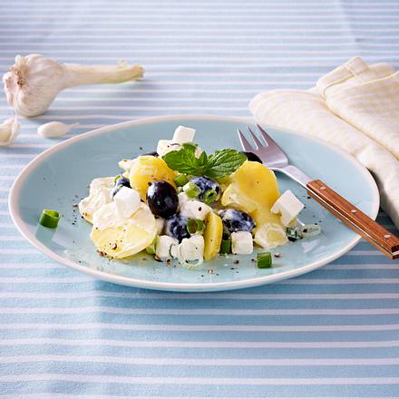 Kartoffelsalat auf griechische Art Rezept Kartoffelsalat auf griechische Art Rezept