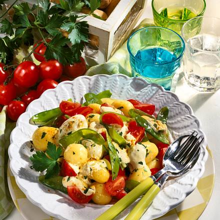 Kartoffelsalat mit Currycreme Rezept Kartoffelsalat mit Currycreme Rezept