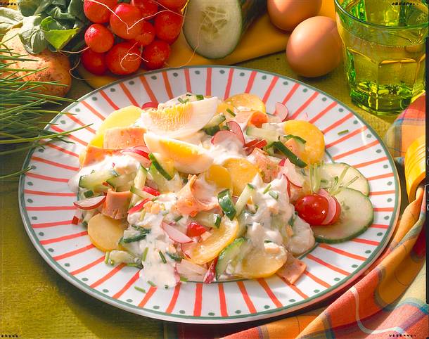 Kartoffelsalat mit Ei Rezept Kartoffelsalat mit Ei Rezept