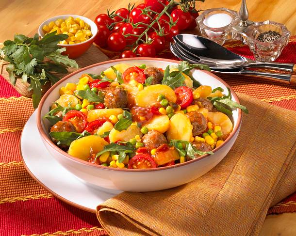 Kartoffelsalat mit Hackbällchen Rezept Kartoffelsalat mit Hackbällchen Rezept