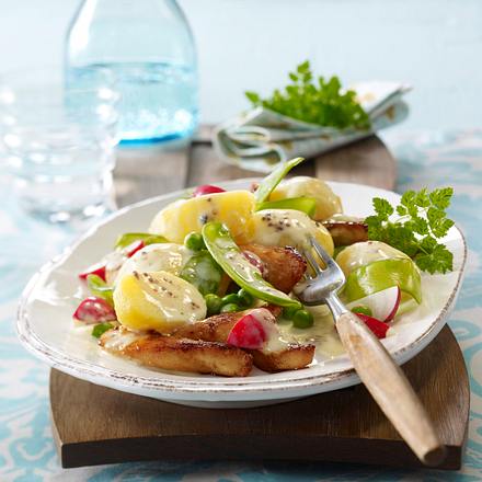 Kartoffelsalat mit Hähnchenstreifen Rezept