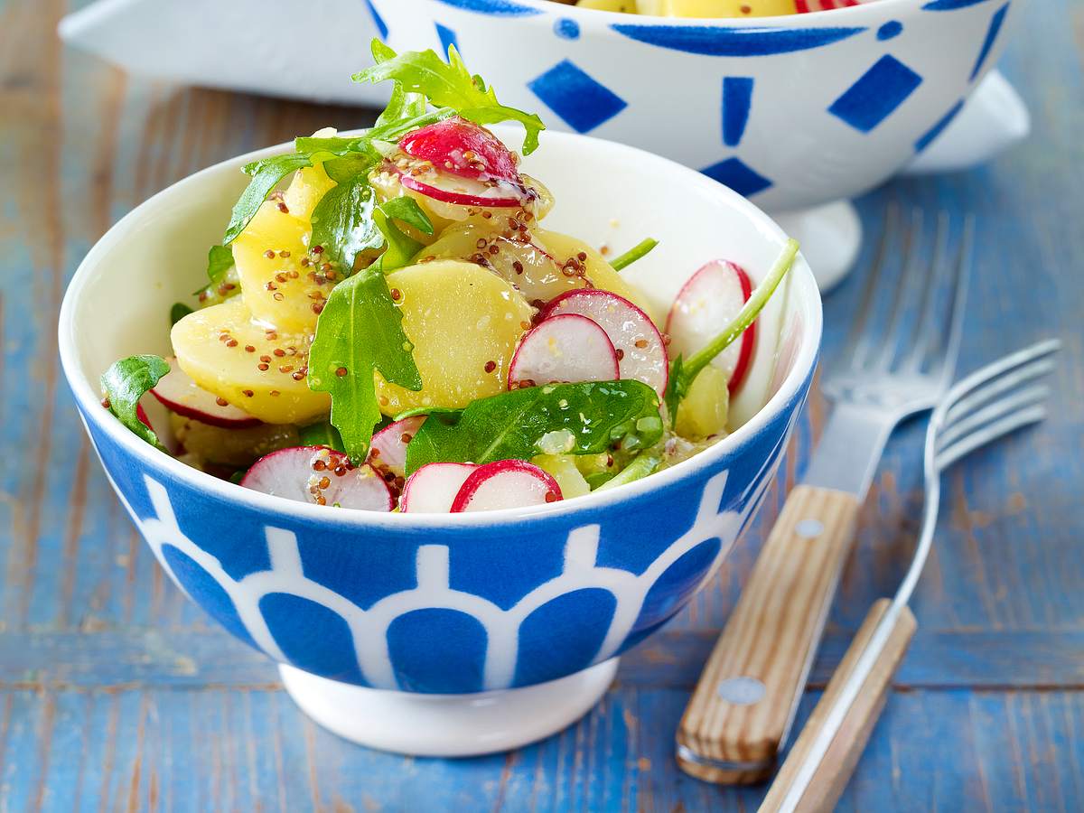 Kartoffelsalat mit Rauke und Senf-Vinaigrette Rezept