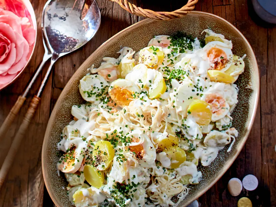 Kartoffelsalat mit Sellerie und Ei Rezept Kartoffelsalat mit Sellerie und Ei Rezept