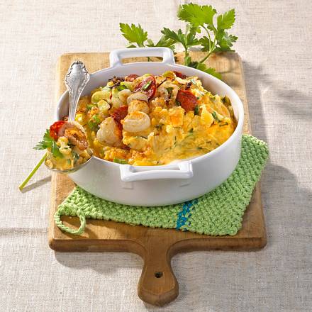 Kartoffelsteckrüben-Püreeauflauf mit Salami Rezept Kartoffelsteckrüben-Püreeauflauf mit Salami Rezept