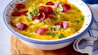 Kartoffelsuppe mit Ahler Wurscht Rezept - Foto: LECKER @ Bauer Media Group