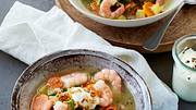 Kartoffelsuppe mit Garnelen Rezept - Foto: House of Food / Bauer Food Experts KG