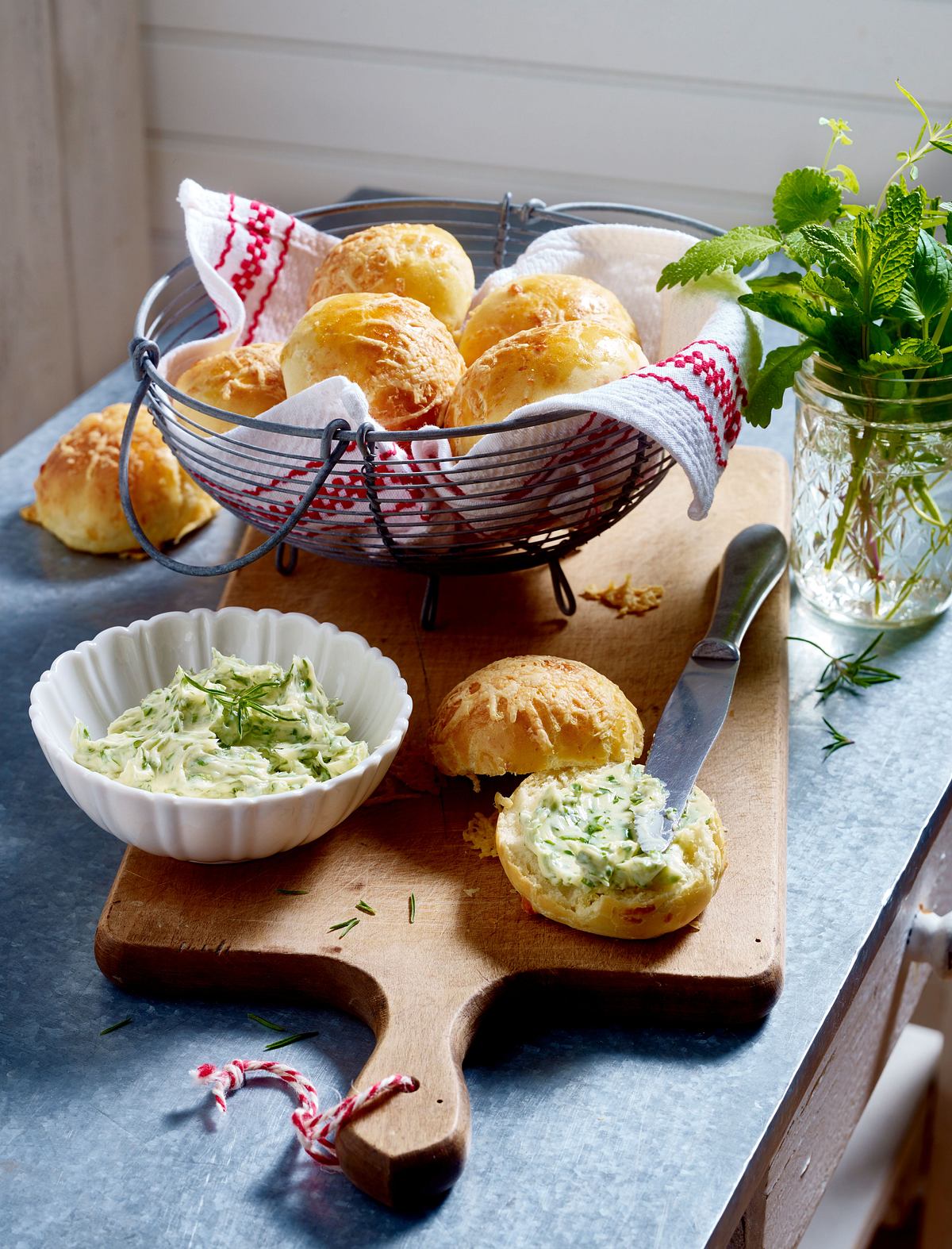 Käse-Brötchen mit Knoblauch Rezept