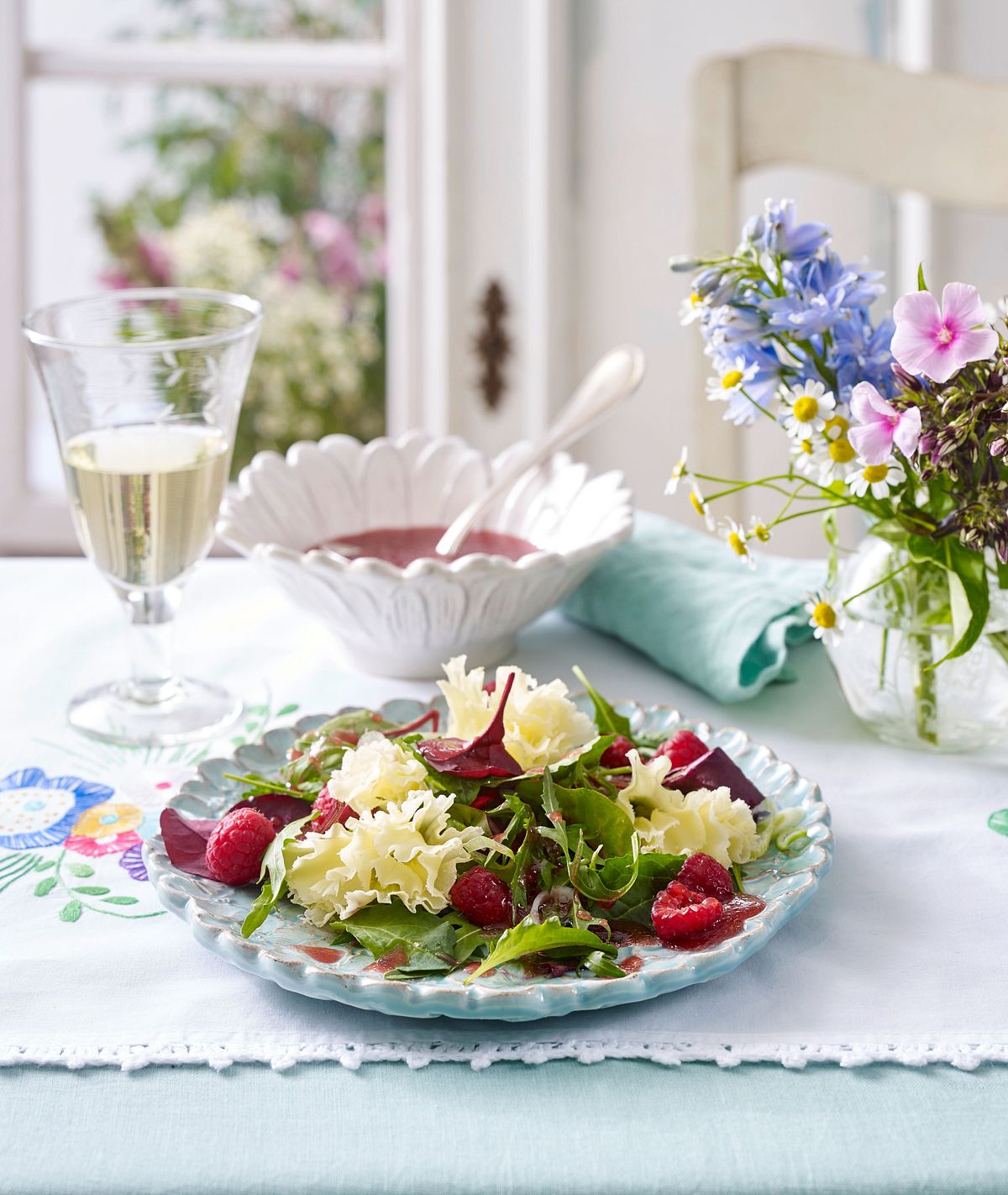 Käse-Carpaccio mit Himbeer-Vinaigrette Rezept