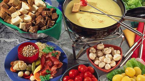 Käse-Fondue Rezept - Foto: House of Food / Bauer Food Experts KG