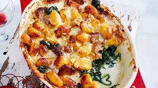 Käse küsst Käse im Gnocchigröstl Rezept - Foto: LECKER @ Bauer Media Group